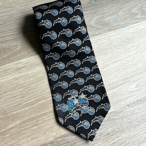 Ralph Marlin Orlando Magic Mens Neck Tie Black Logo All Over Silk 57”